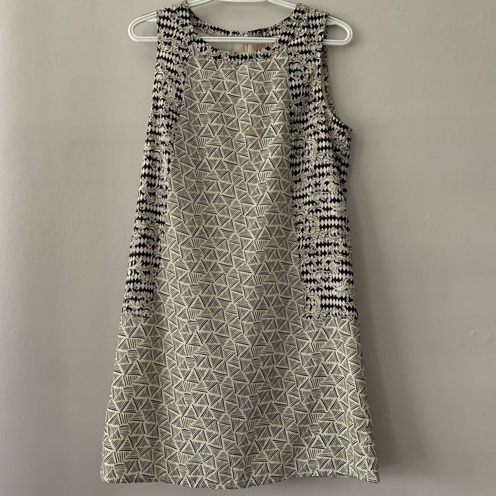 Skies are Blue.. Black and white Dress
